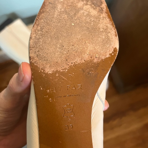 BY FAR Off White Edie boots, comes with original dust bag - Picture 7 of 13